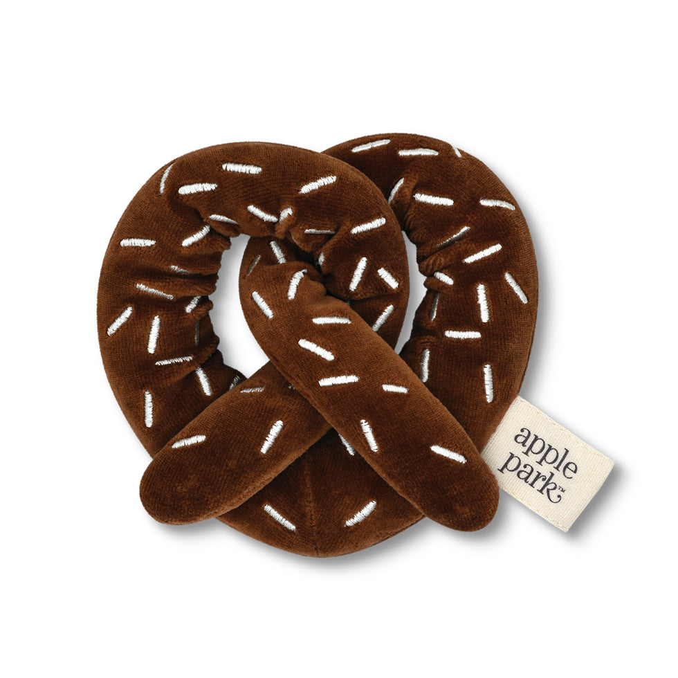 Pretzel Rattle