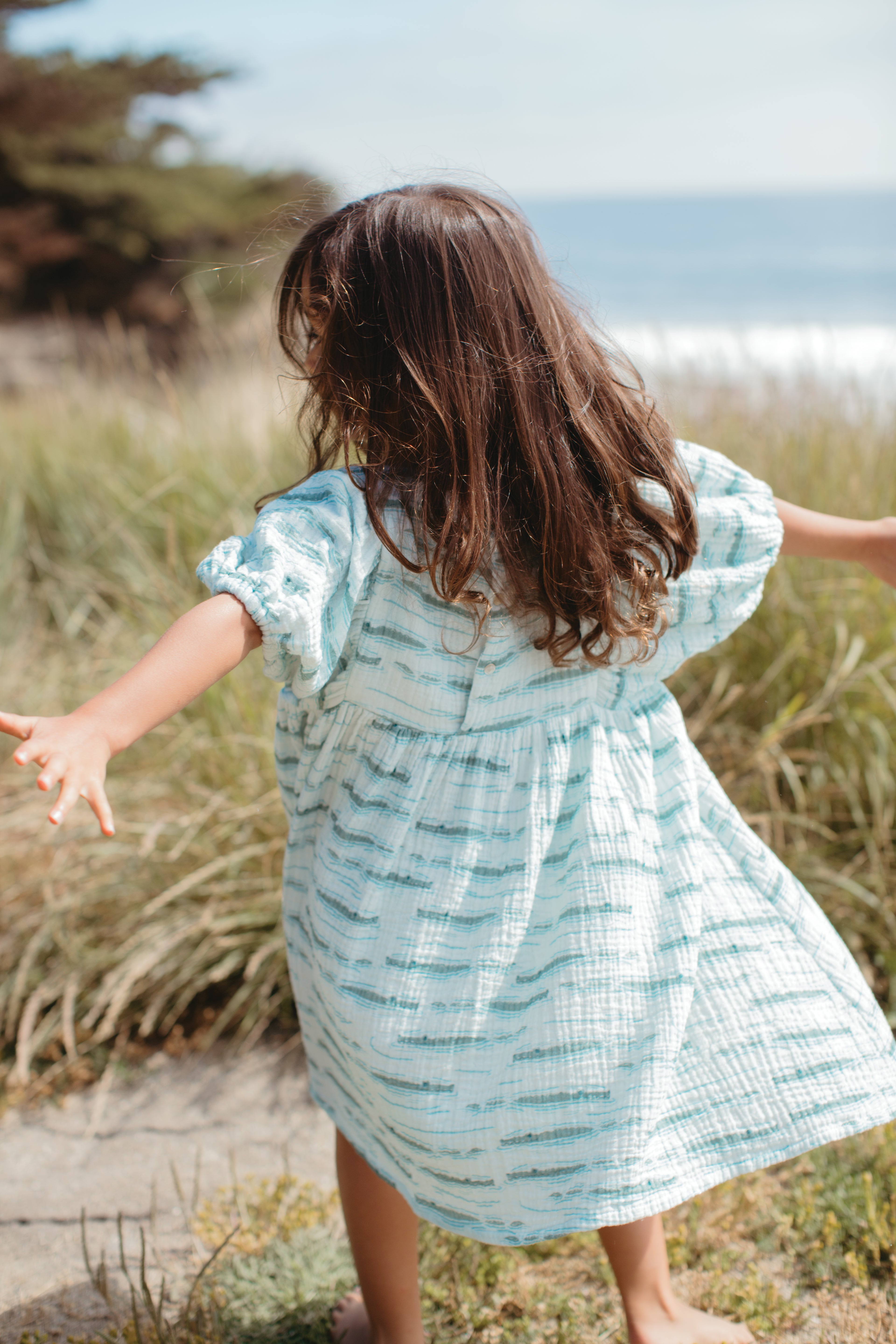 Dress with Puff Sleeves - Alligator Isle